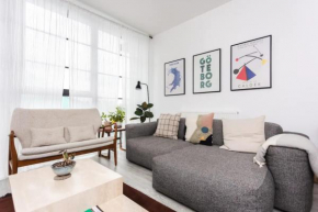Bright 1 Bedroom Apartment in Hackney Wick With Balcony